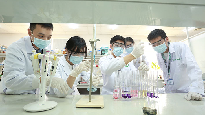 Cơ sở vật chất 4