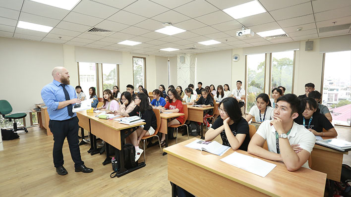 Cơ sở vật chất 9